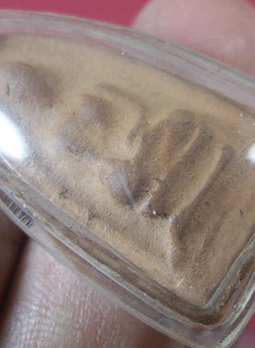 พระสรรค์นั่งฐานขีด พิมพ์ใหญ่ เนื้อดิน  หลวงพ่อกวย วัดบ้านแค ชัยนาท  พิมพ์นิยม 