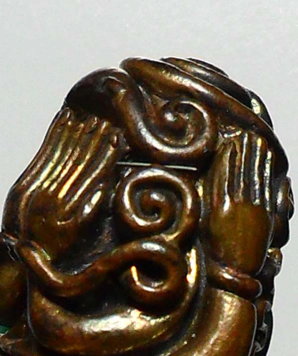 ปิดตาอุตตโม หลวงพ่อสาคร ปี53 เนื้อชนวน พิมพ์ใหญ่ เลขสวยๆ 1026 รวมได้ 9 พิเศษมีเข็ม 2 เล็ม นิยมครับ ก