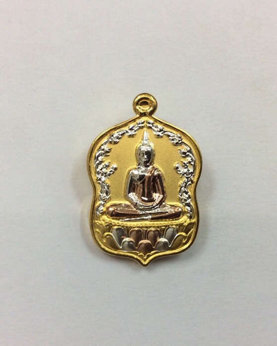 เหรียญหลวงพ่อโสธร รุ่น2 อัญเชิญขึ้นจากน้ำ 242ปี เนื้อ3กษัตริย์ วัดโสธรวราราม ตลับเดิม