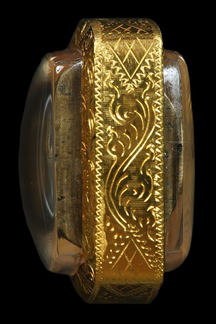 รูปหล่อหลวงพ่อเงิน วัดห้วยเขน เลี่ยมทองพร้อมใช้