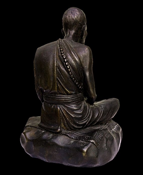 เคาะเดียว พระบูชาหลวงปู่หมุน วัดบ้านจาน ขนาด 5 นิ้ว รุ่นเสาร์ 5 บูชาครู ปี43 สภาพสวยมากๆ