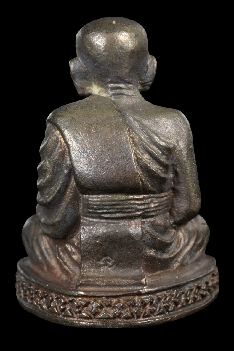 หลวงพ่อทวด เบตง 2 รุ่นสมโภชพระมหาธาตุเจดีย์ มีกล่องเดิม