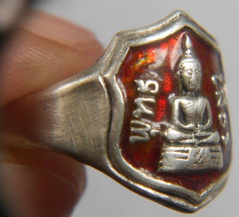 แหวนโล่หลวงพ่อโสธรเนื้อเงินลงยา