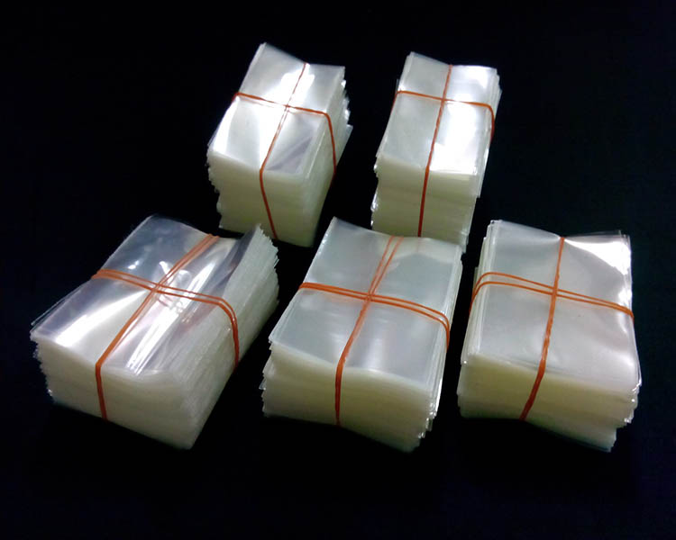 ถุงแก้วซิลพระขนาด 1.5 x 2.5 นิ้ว กับ ขนาด 2 x 3 นิ้ว จำนวนรวมครึ่งกิโลกรัม