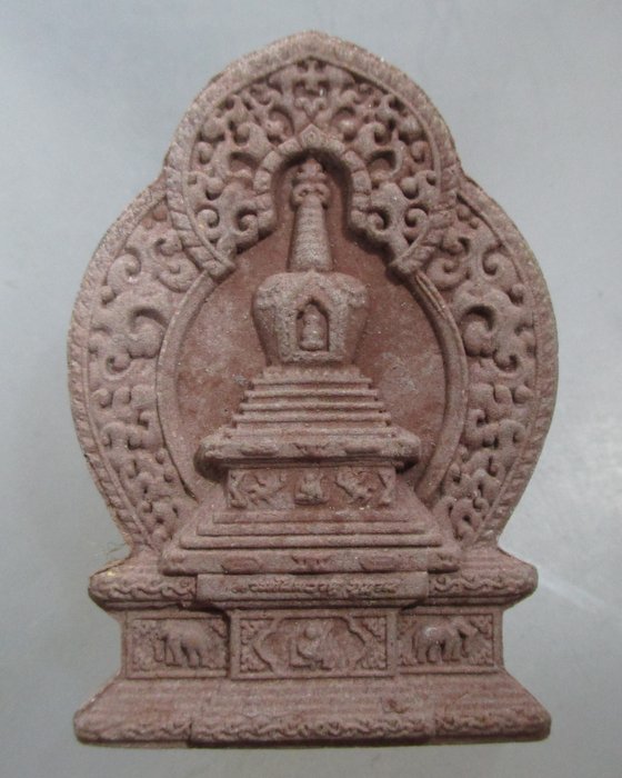 สมเด็จองค์ปฐมบรมจักรพรรดิ พระทันตธาตุ ภูฏาน