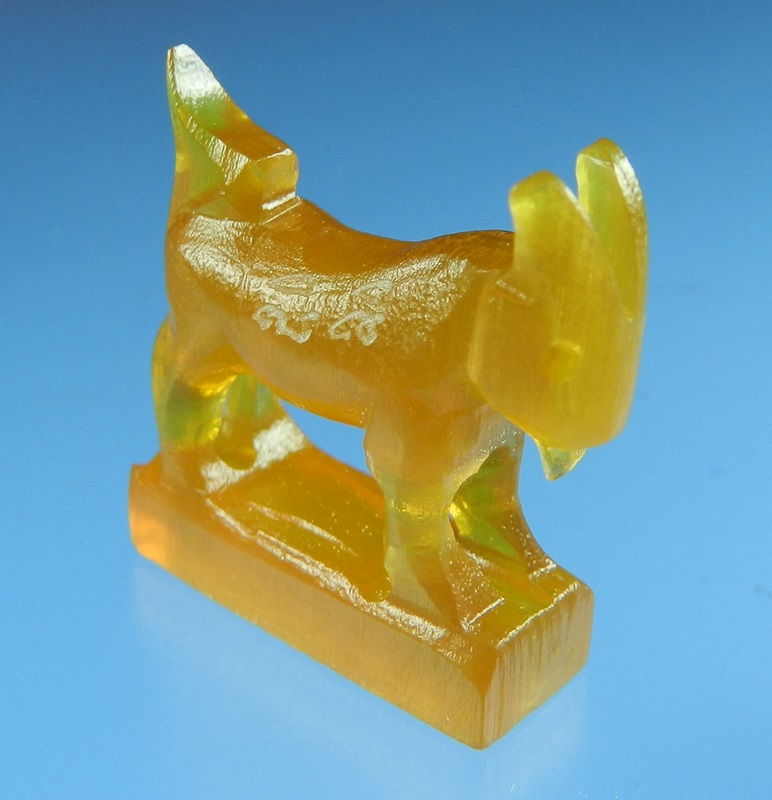 แพะมหาเสน่ห์ แกะจากเขาควาย สีน้ำผึ้งเข้ม สวยคลาสิค หลวงพ่อสิน วัดละหารใหญ่ สภาพสวย No.21