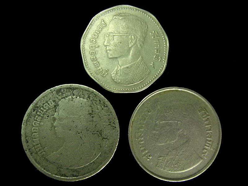 เคาะเดียว 3 เหรียญ 3 แบบ .. เหรียญ 5 บาท พญาครุฑ 3 แบบ .. รวม 3 เหรียญ