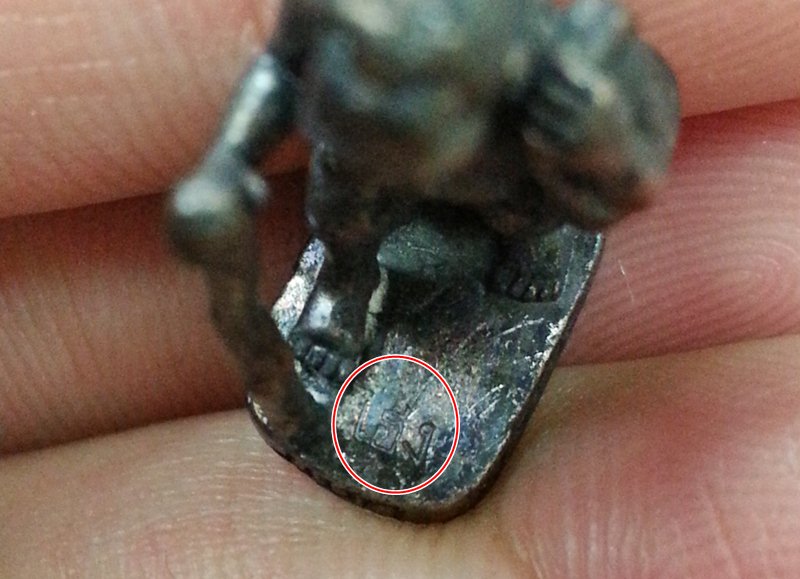 ชูชก รุ่นเจ้าทรัพย์ หลวงพ่อสาคร มนูญฺโญ วัดหนองกรับ ปลุกเสก ตอกโค๊ต(เฮง) พร้อมใบคาถา ซองเดิมๆครับ 