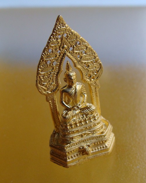 พระนิรันตราย วัดบวรนิเวศ กะไหล่ทอง