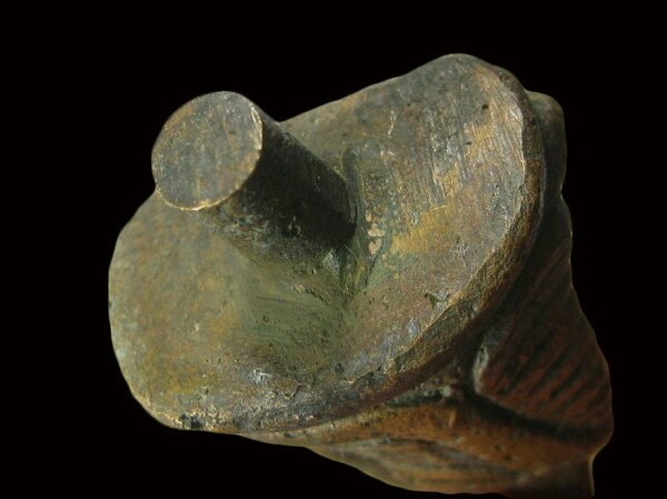 รูปหล่อหลวงพ่อเงิน วัดท่ามะไฟ จ.พิจิตร พิมพ์กลางไม่ตัดก้านช่อ ขนาดหน้าตัก 2.2 เซนฯ สูง 3.2 เซนฯ...