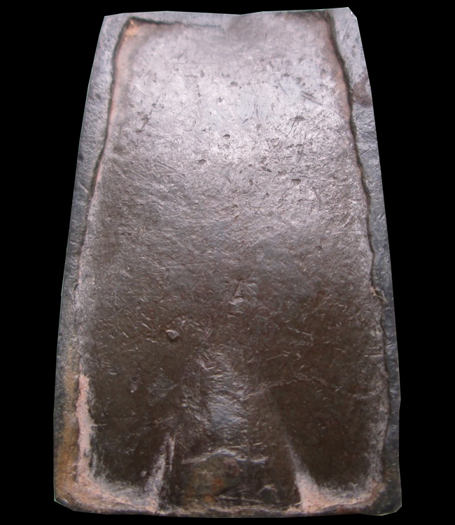 พระสมเด็จเนื้อตะกั่ว หลวงปู่โต๊ะ ปลุกเสก ถือเป็นเนื้อตะกั่วรุ่น 4ครับพระมีการอัดขอบเข้าตลับครับ