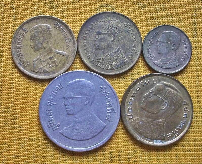 ((( เริ่มที่ 189.-))) ........เหรียญกษาปณ์ ๑ บาท + เหรียญ ๒๕ สต. + เหรียญ ๕๐ สต........ รวม 7 เหรียญ