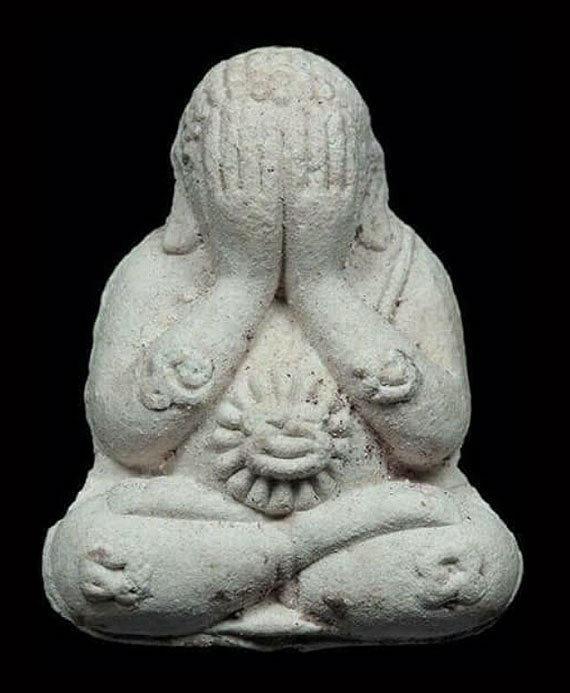 เคาะเดียว พระปิดตารวยทันใจ หลวงปู่หมุน เนื้อผงงาช้างผสมผงกสินหลวงปู่สรวง ตอก 2โค๊ด สวยมาก คมชัด 