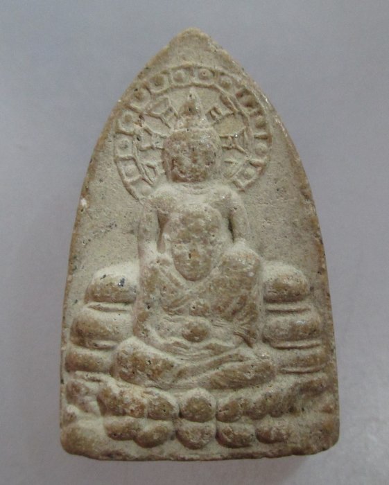 20 บาท ผงพุทธซ้อน (พระพุทธ หลวงปู่ทวด) มูลนิธิโพธิจิตพุทธวงศ์ (มวลสารศักดิ์สิทธิ์มากมาย)