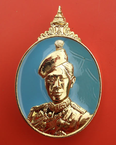 เข็มกลัด ๑๒ สิงหาพระบรมราชินีนาถ ปี ๒๕๔๖