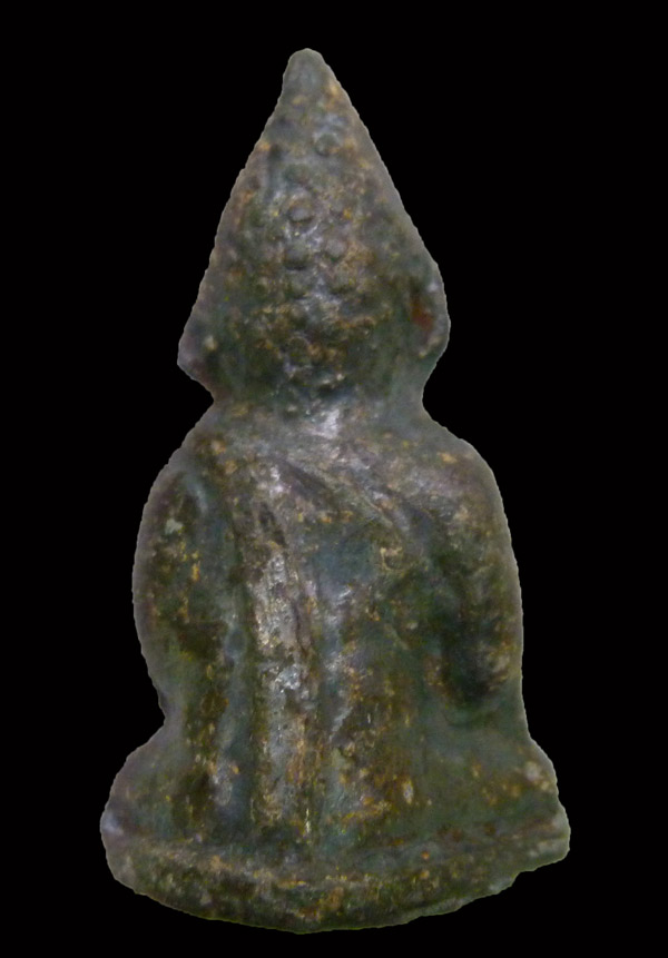 พระแก้บนอยุธยา ฐานเตี้ย ขนาดห้อยคอได้ สูง ๓.๕ ซม.