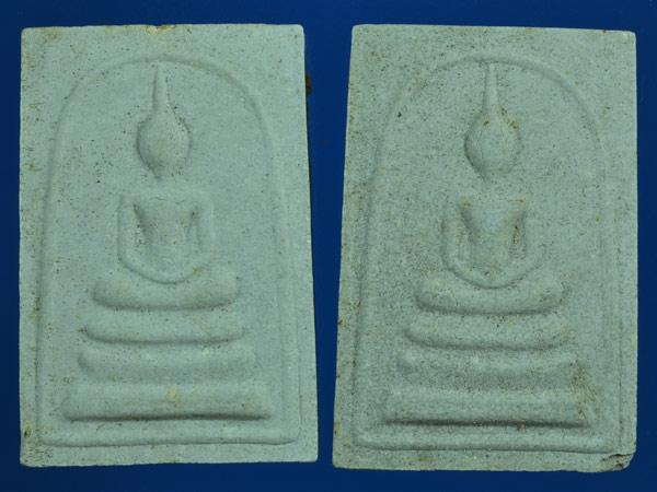 2องค์พระสมเด็จผสมผงพรายกุมารหลังยันต์ห้าโรยพลอย หลวงพ่อสาคร ปลุกเสกเดี่ยว ปี2552  กล่องเดิม ชุด2