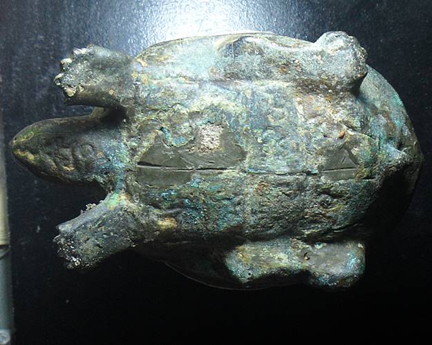 พระบูชาทรงเต้าไม่รู้ที่ หน้าตัก2นิ้วเต้า3นิ้วยาว5นิ้วสูง5นิ้วเคาะเดียวแดง