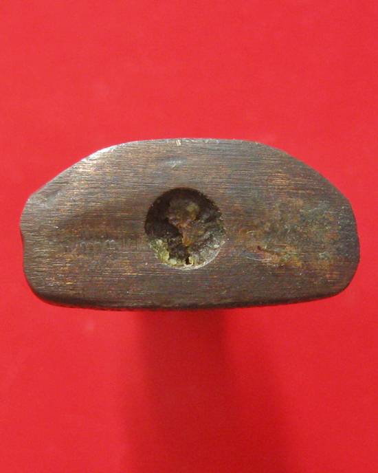 รูปเหมือนปั้ม รุ่นมงคลเกษม 81ปี หลวงพ่อเกษม เนื้อนวะ ก้นมวลสาร 9มงคล พร้อมกล่องเดิมคะ