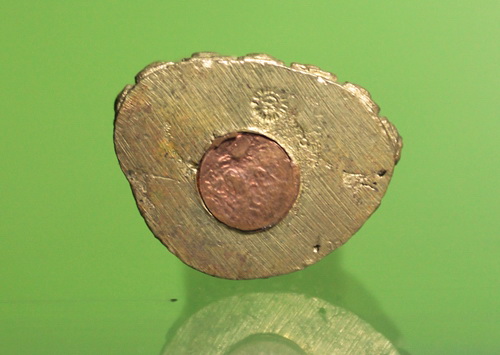 พระกริ่งสัมฤทธิ์ผล เนื้อทองทิพย์ หลวงปู่หมุน 2543