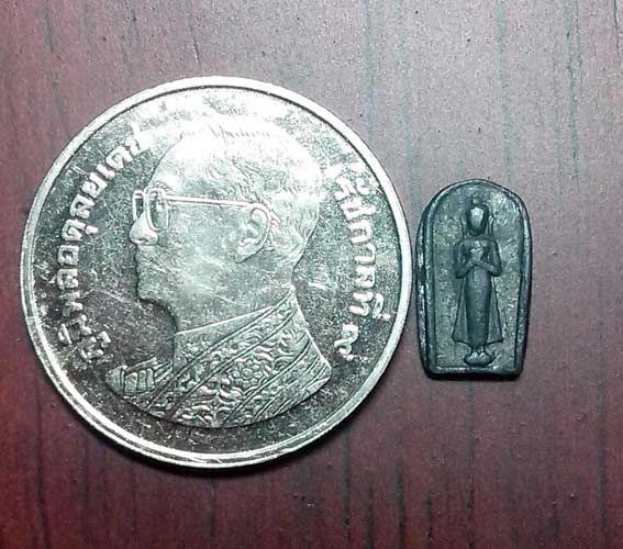 พระประจำวันศุกร์ เนื้อชินตะกั่วเก่า หลวงพ่อแช่ม วัดตาก้อง จ.นครปฐม ปี2497 