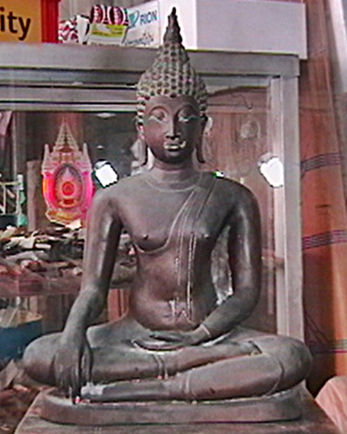 พระพุทธรูปบูชาเนื้อทองผสม หน้าตัก 11 นิ้ว  ศิลป์สวย  ปิด6500ครับ