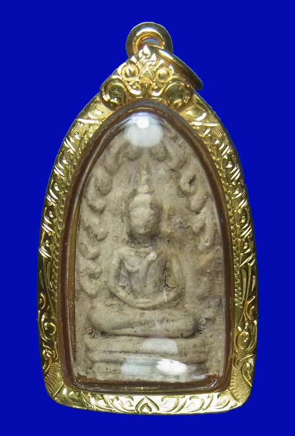 พระรอดหลวงปู่สี วัดเขาถ้ำบุญนาคปี2517 เลี่ยมทองพร้อมใช้ครับ