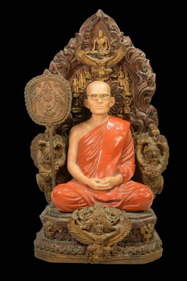 พระบูชา "ในหลวงทรงผนวช" พิธีเฉลิมฉลองกรุงรัตนโกสินทร์ 200 ปี