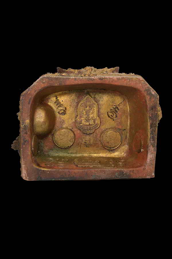 พระบูชา "ในหลวงทรงผนวช" พิธีเฉลิมฉลองกรุงรัตนโกสินทร์ 200 ปี