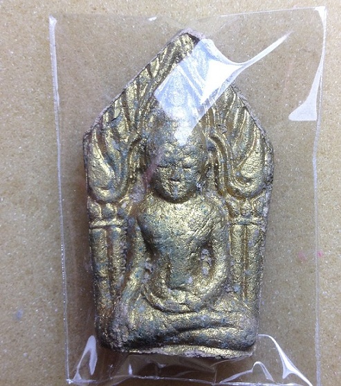 ขุนแผนเนื้อดิน   ทาทอง   หลวงปู่คำบุ  วัดกุดชมภู  ปี  50 (1 )