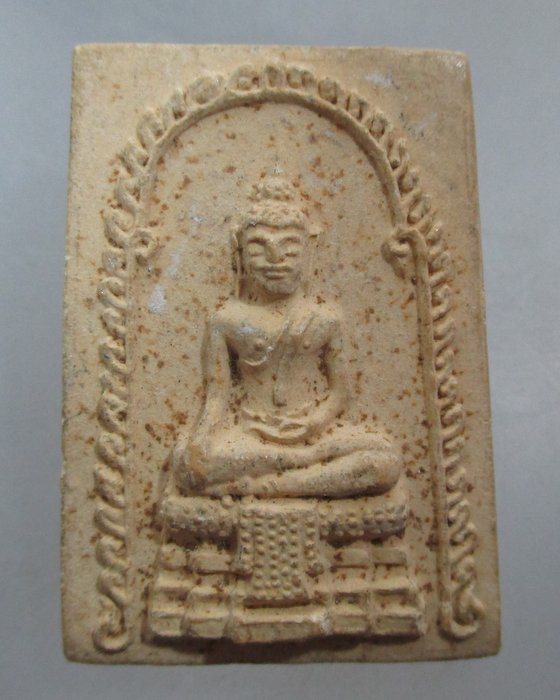 20 บาท พระพุทธเนื้อผงไม่ทราบที่ครับ