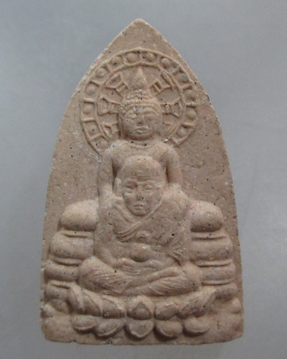 20 บาท ผงพุทธซ้อน (พระพุทธ หลวงปู่ทวด) มูลนิธิโพธิจิตพุทธวงศ์ (มวลสารศักดิ์สิทธิ์มากมาย)