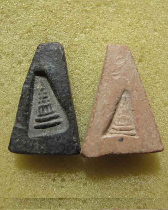 พระผงสุพรรณหลังเจดีย์ จงอางศึก สภาพสวย