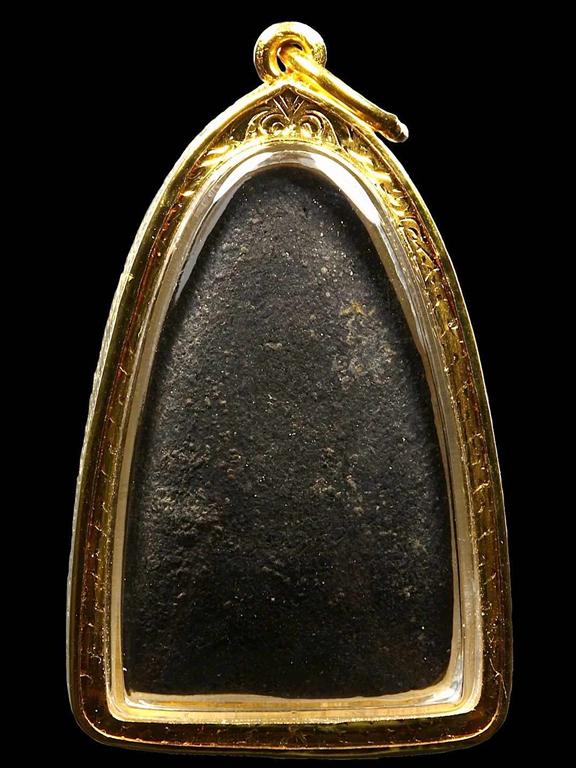 หลวงพ่อทวดวัดช้างไห้ ปี พ.ศ. 2524 เนื้อว่าน พิมพ์ใหญ่ (พร้อมกรอบทอง)