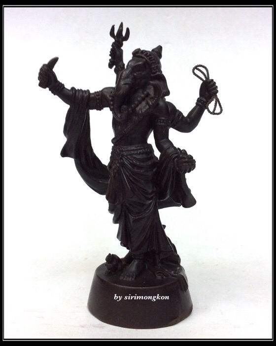 พระพิฆเนศ ปางมหาเทพ รุ่นเฉลิมพระเกียรติ 80พรรษา เวิร์คพอยท์ ขนาดบูชา3.9นิ้ว No.3631 พร้อมหนังสือ