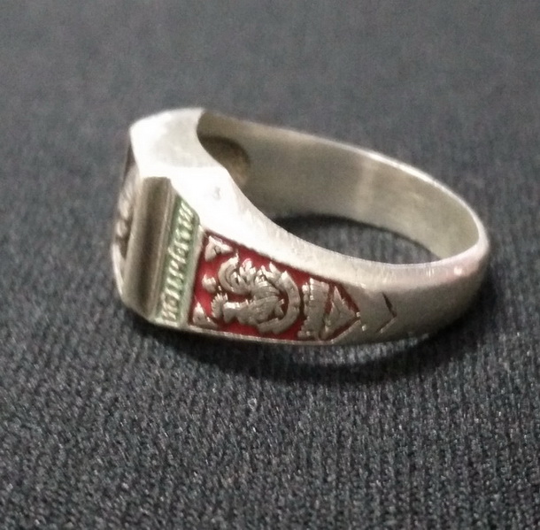 แหวนเงินหลวงพ่อรวยเคาะเดียว