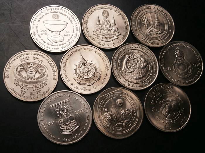 เหรียญ 20 บาท เหรียญกษาปณ์ที่ระลึกต่างวาระ จำนวน10เหรียญไม่ซ้ำวาระ ไม่ผ่านการใช้งานสภาพ UNC