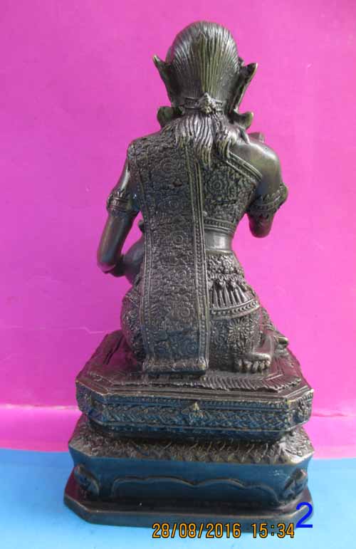 นางกวักบูชาขนาดหน้าตัก3นิ้ว..สูง5นิ้วครึ่งเคาะเดียวแดง