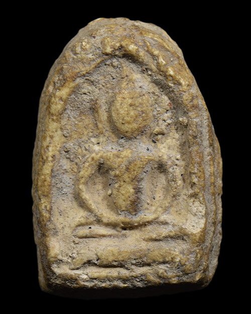 พระผงกรุวัดเงิน คลองเตย กรุงเทพฯ พิมพ์ซุ้มกอฐานเตี๊ย สภาพสวยครับ