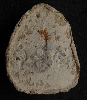 พระปิดตามหาเสน่ห์ หลังยันต์พุทโธ เนื้อเกสรเนื้อก้นครก