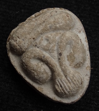 พระปิดตามหาเสน่ห์ หลังยันต์พุทโธ เนื้อเกสรเนื้อก้นครก