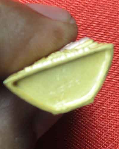 หลวงพ่อโสธร รุ่นมหามงคล ปี47 เนื้อสามกษัติย์