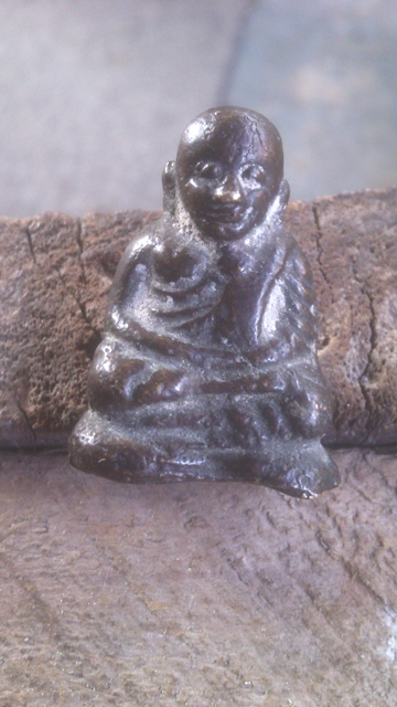 ปืนแตก หลวงพ่อเงิน