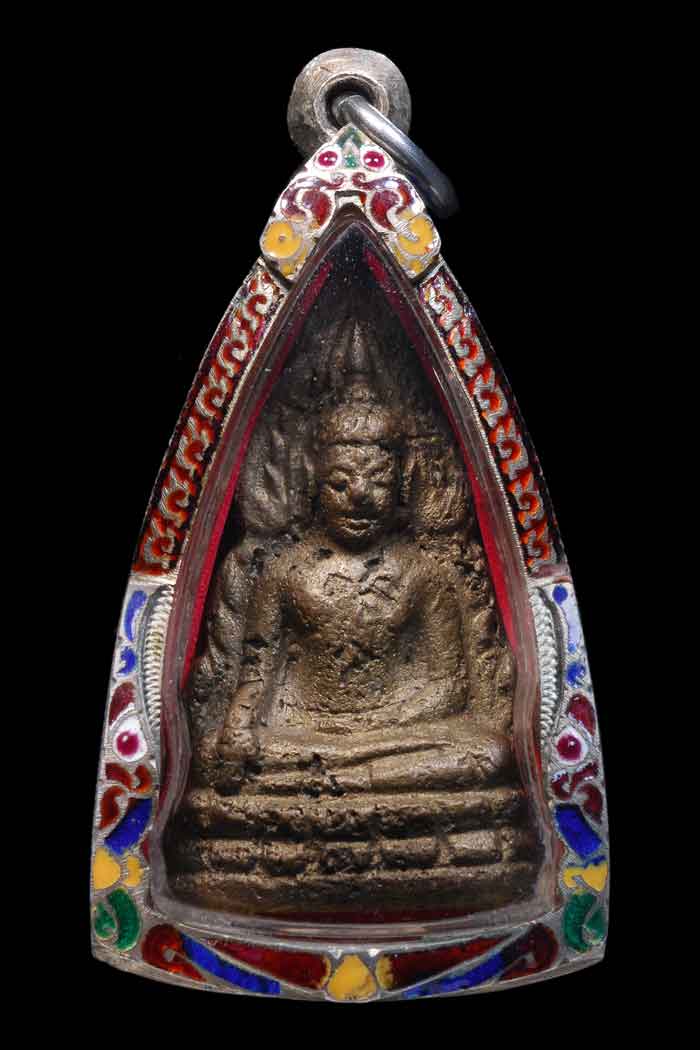 พระพุทธชินราชอินโดจีน พิมพ์ สังฆาฏิสั้น หน้าพระมีอุณาโลม ล้ำใหญ่ ปี 2485+ไม่ตอกโค๊ต+ใบรับรอง