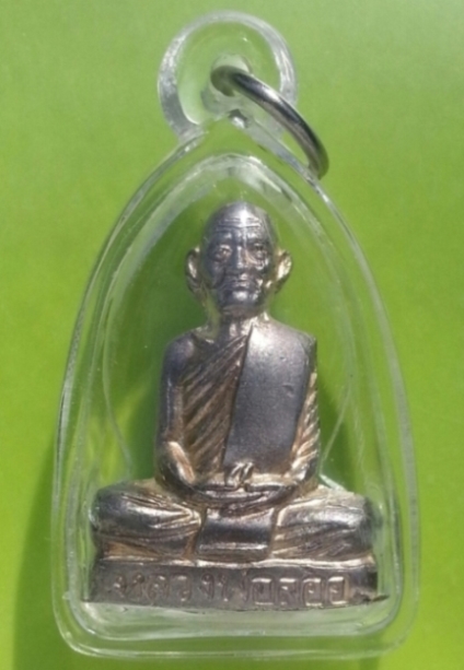 รูปหล่อหลวงพ่อลออ วัดหนองหลวง นครสวรรค์