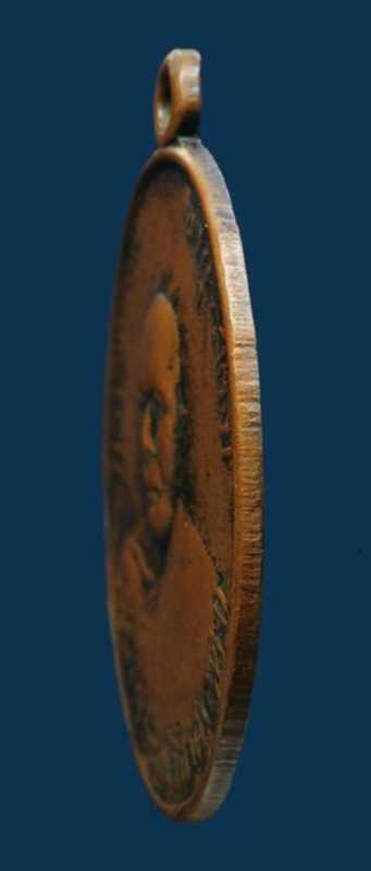 หลวงพ่อแดง วัดเขาบันไดอิฐ รุ่น 2 หลัง 7 หยิก ตามรูป 