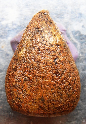 พระเนื้อดินมีกริ่งกรุวัดคลองทรงกะเทียม ลงทองใว้ครับ