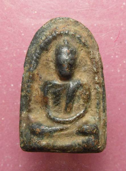 รูปเหมือนเนื้อชินตะกั่วสนิมแดง หลวงพ่อคำ วัดหน่อพุทธางกูร สุพรรณบุรี