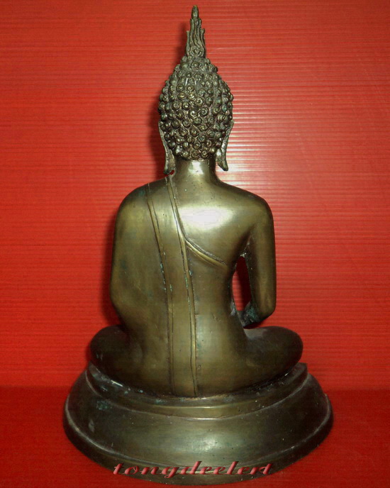 พระเจ้าใหญ่มิ่งขวัญ วัดใหญ่ศรีมหาธาตุ อ.เชียงขวัญ จ.ร้อยเอ็ด