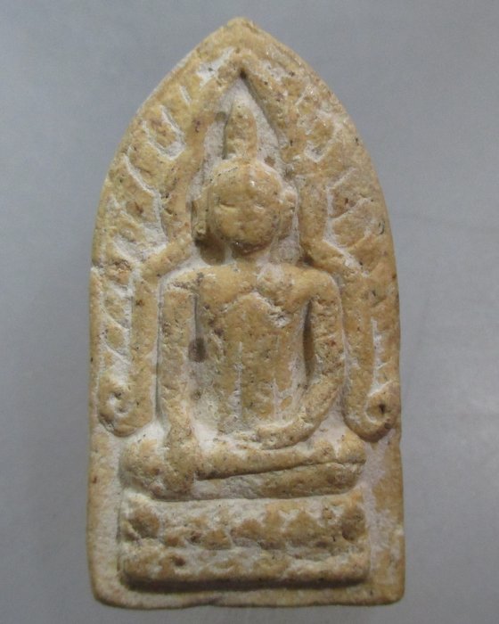 20 บาท พระเนื้อผงพระพุทธ ไม่ทราบที่ครับ